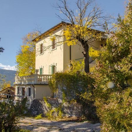 Villa Casino de Matthaeis LʼAquila Exterior foto